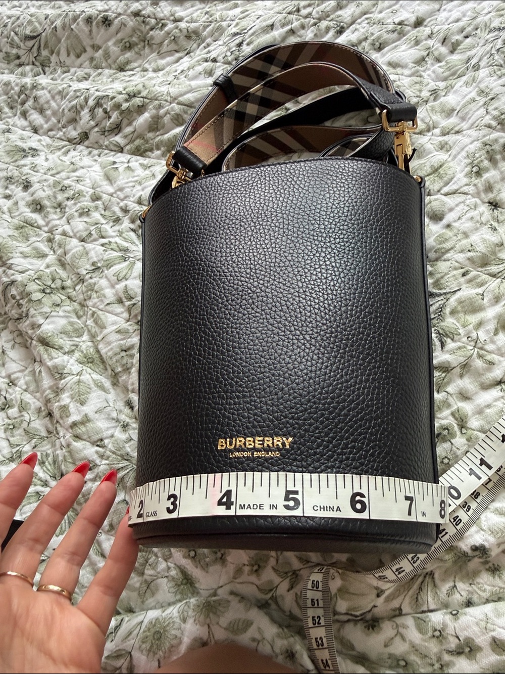 Burberry Black Pebbled Leather Bucket Bag with Check-Print Strap - Picture 3 of 7